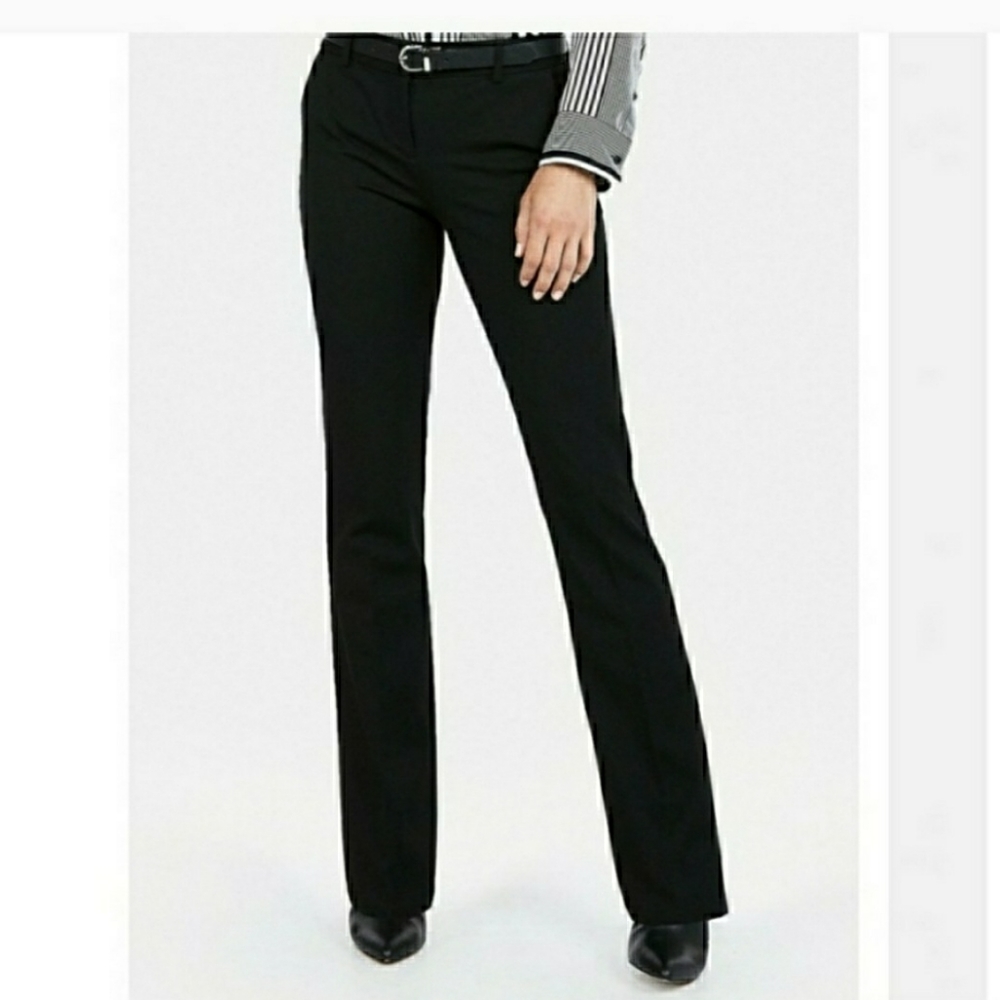 EXPRESS  Editor size 4 long. Like new, no pilling